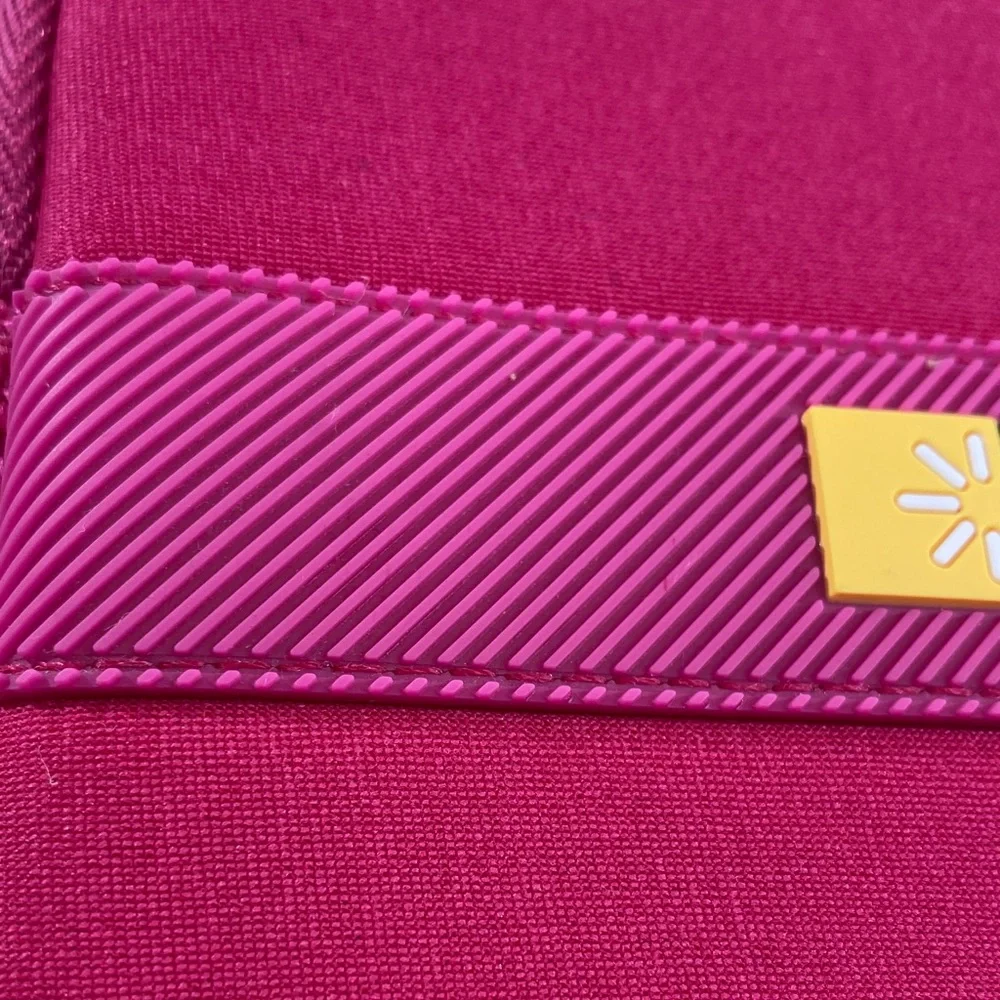 Hot pink Tablet Sleeve - Slim Protective Carry Case for laptops, tablets 14x10
